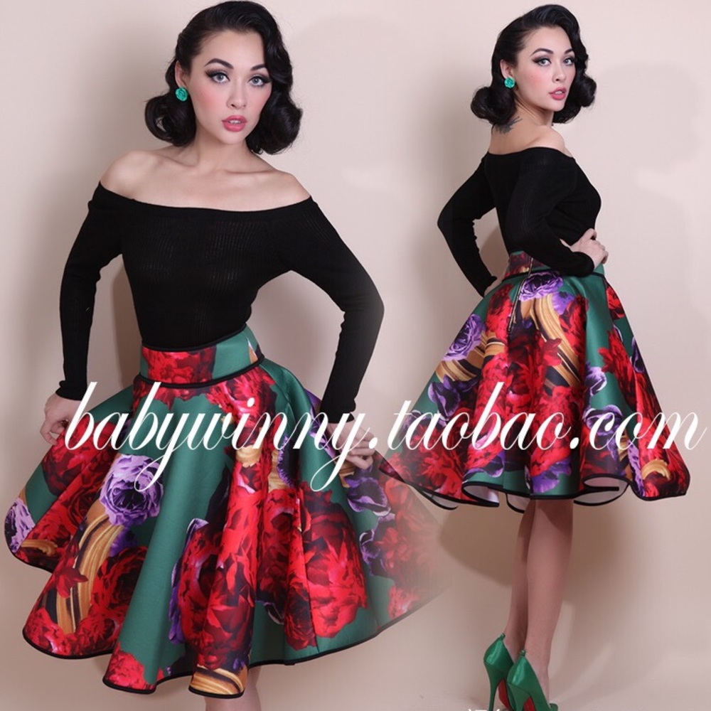Retro Floral skirt (size S) purchased from Le Palais Vintage